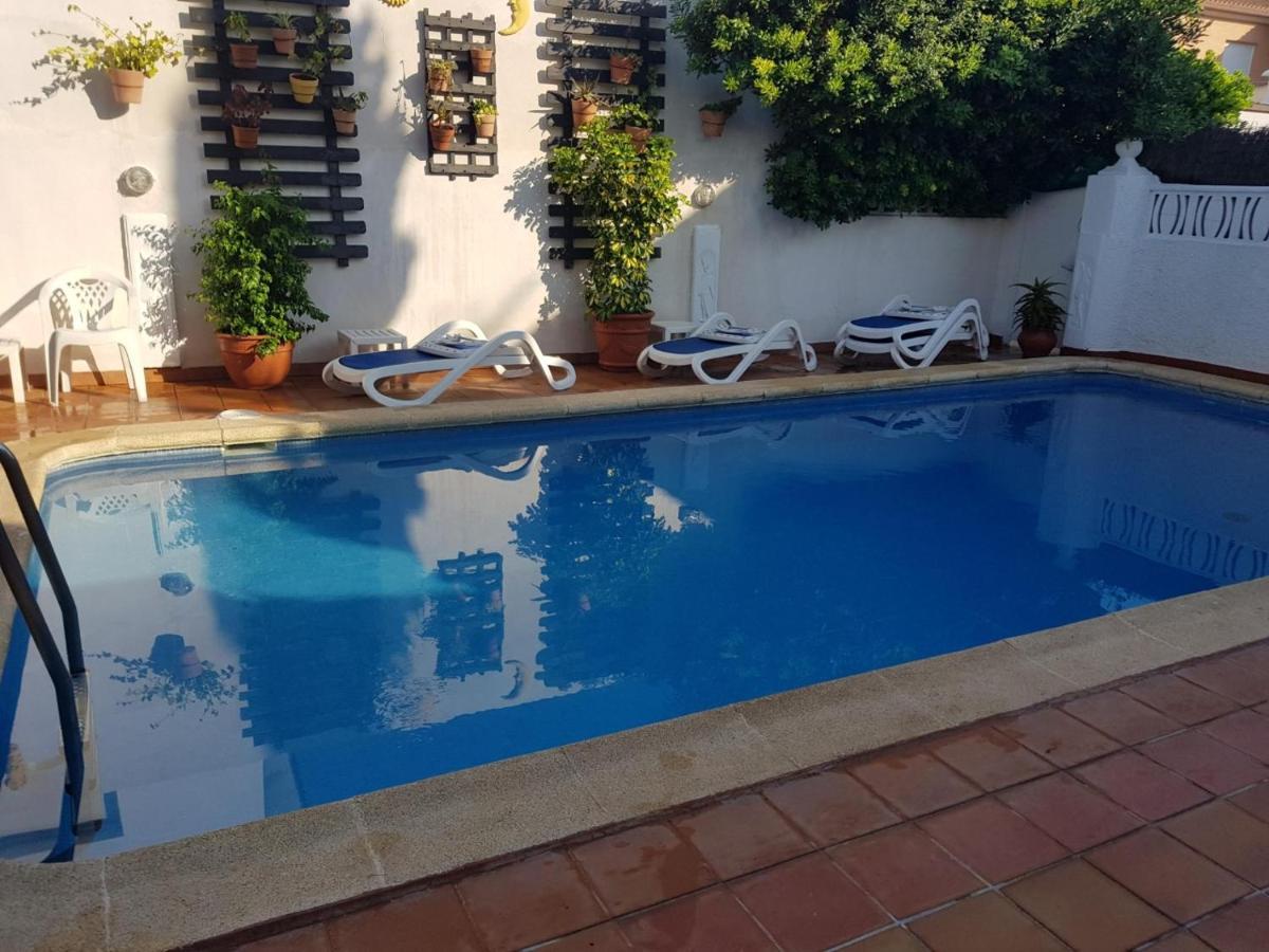 Gran Adosado Con Piscina Privada En Zona Muy Tranquila Holiday home *