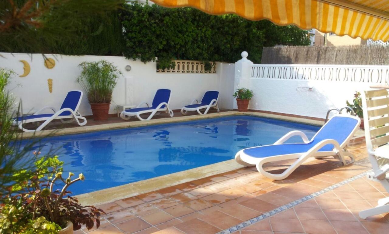 Holiday home Gran Adosado Con Piscina Privada En Zona Muy Tranquila Gandia